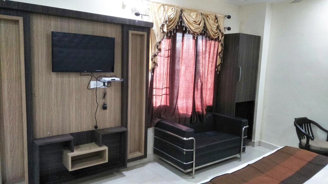 R.S Hotel & Restaurant Amritsar Exterior foto